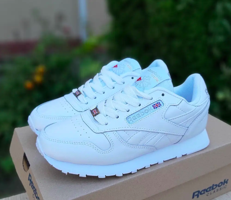 Кроссовки женские Reebok Classic белые Рибок Класcик натуральная кожа прошиты. код OD-20229(CR), Белый
Кроссовки женские Reebok Classic белые Рибок Класcик натуральная кожа прошиты. код OD-20229(CR), Белый