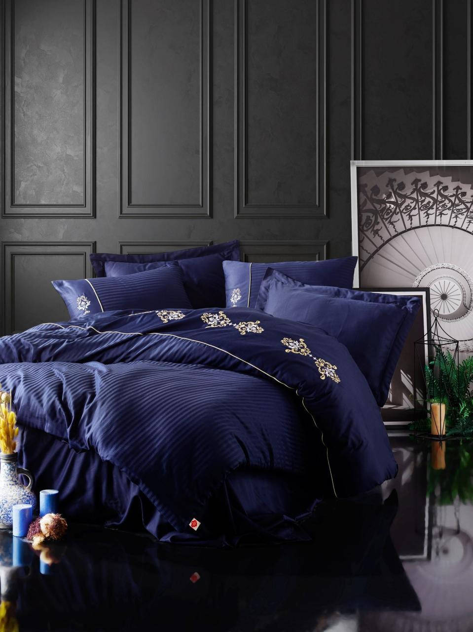 Двуспальный евро комплект постельного белья Cotton Box Brode Satin King Lacivert с вышивкой, Синий
Двуспальный евро комплект постельного белья Cotton Box Brode Satin King Lacivert с вышивкой, Синий