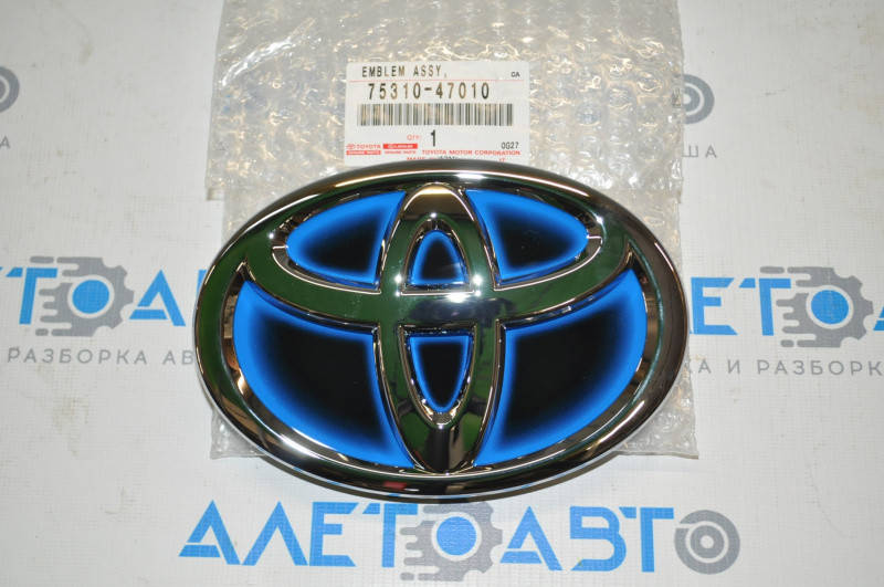 Эмблема решетки радиатора grill Toyota Prius 30 10-15 новый OEM 7531047010 Тойота Приус 2010-2015
Эмблема решетки радиатора grill Toyota Prius 30 10-15 новый OEM 7531047010 Тойота Приус 2010-2015