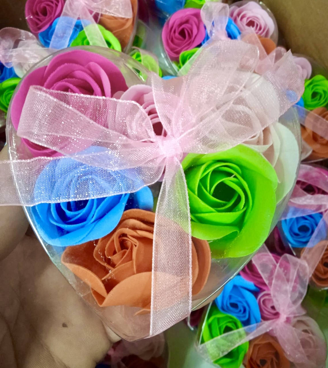 Подарочное мыло лепестки розы (6 бутонов)
Подарочное мыло лепестки розы (6 бутонов)