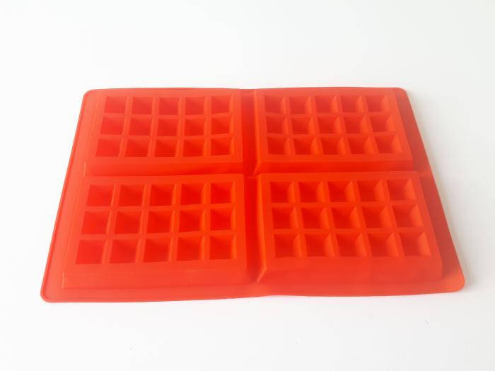 Форма силиконовая для выпечки вафель(4 шт) 28*18 cm, h 1,5 cm. (изделие 12,5*8,5 cm, h 1,5 cm.)
Форма силиконовая для выпечки вафель(4 шт) 28*18 cm, h 1,5 cm. (изделие 12,5*8,5 cm, h 1,5 cm.)