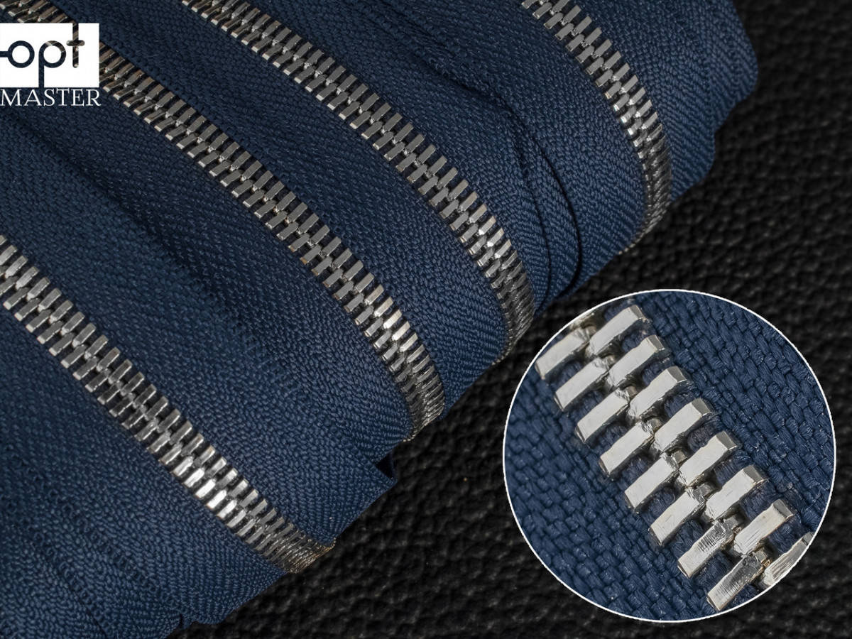 Молния №5 металл, шлифованный зуб серебро (глянцевое), синяя метражная ZIPS, Синий 
Молния №5 металл, шлифованный зуб серебро (глянцевое), синяя метражная ZIPS, Синий