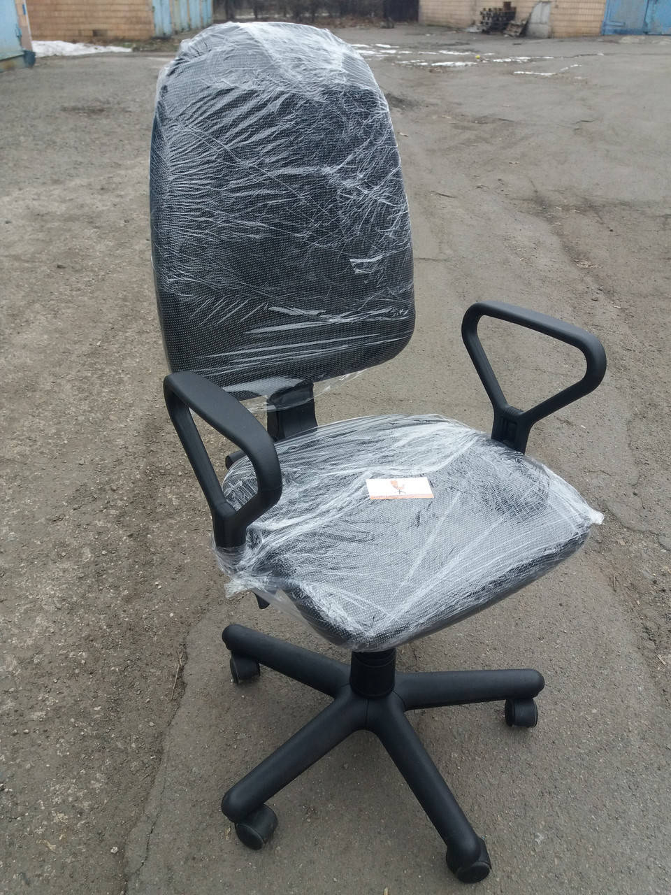Кресло офисное б/у. Ткань офисная. Цвет:серый
Кресло офисное б/у. Ткань офисная. Цвет:серый