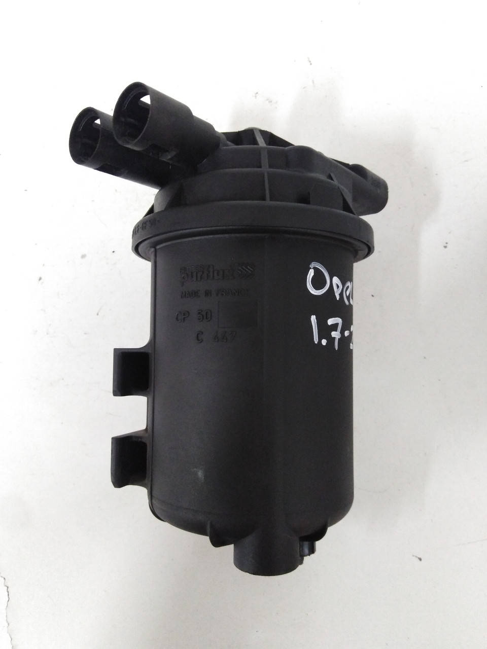 Корпус топливного фильтра Opel Astra G, Vectra B, Zafira A, Combo C 1,7 - 2,0 TD. 9129137, 9129136,9227756.
Корпус топливного фильтра Opel Astra G, Vectra B, Zafira A, Combo C 1,7 - 2,0 TD. 9129137, 9129136,9227756.