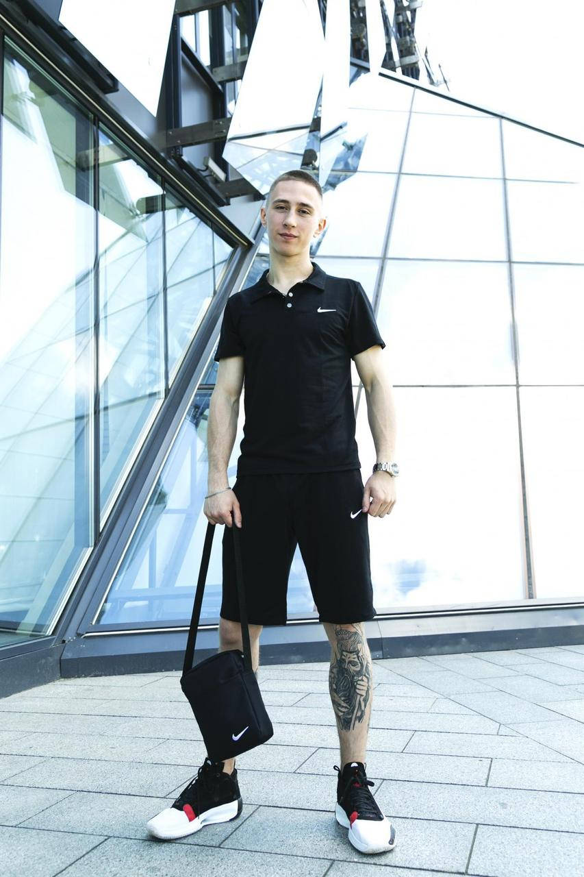 Костюм спортивный мужской Nike Футболка Поло трикотажное+ Шорты + Барсетка в стиле (Найк) летний Черный, L
Костюм спортивный мужской Nike Футболка Поло трикотажное+ Шорты + Барсетка в стиле (Найк) летний Черный, L