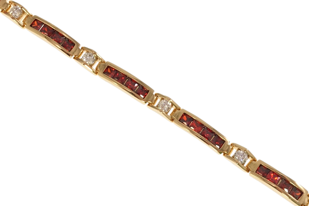 Браслет Xuping Позолота 18K "Дорожка красных кристаллов и циркония" длина с доп.замком 18,20см х 5мм
Браслет Xuping Позолота 18K "Дорожка красных кристаллов и циркония" длина с доп.замком 18,20см х 5мм