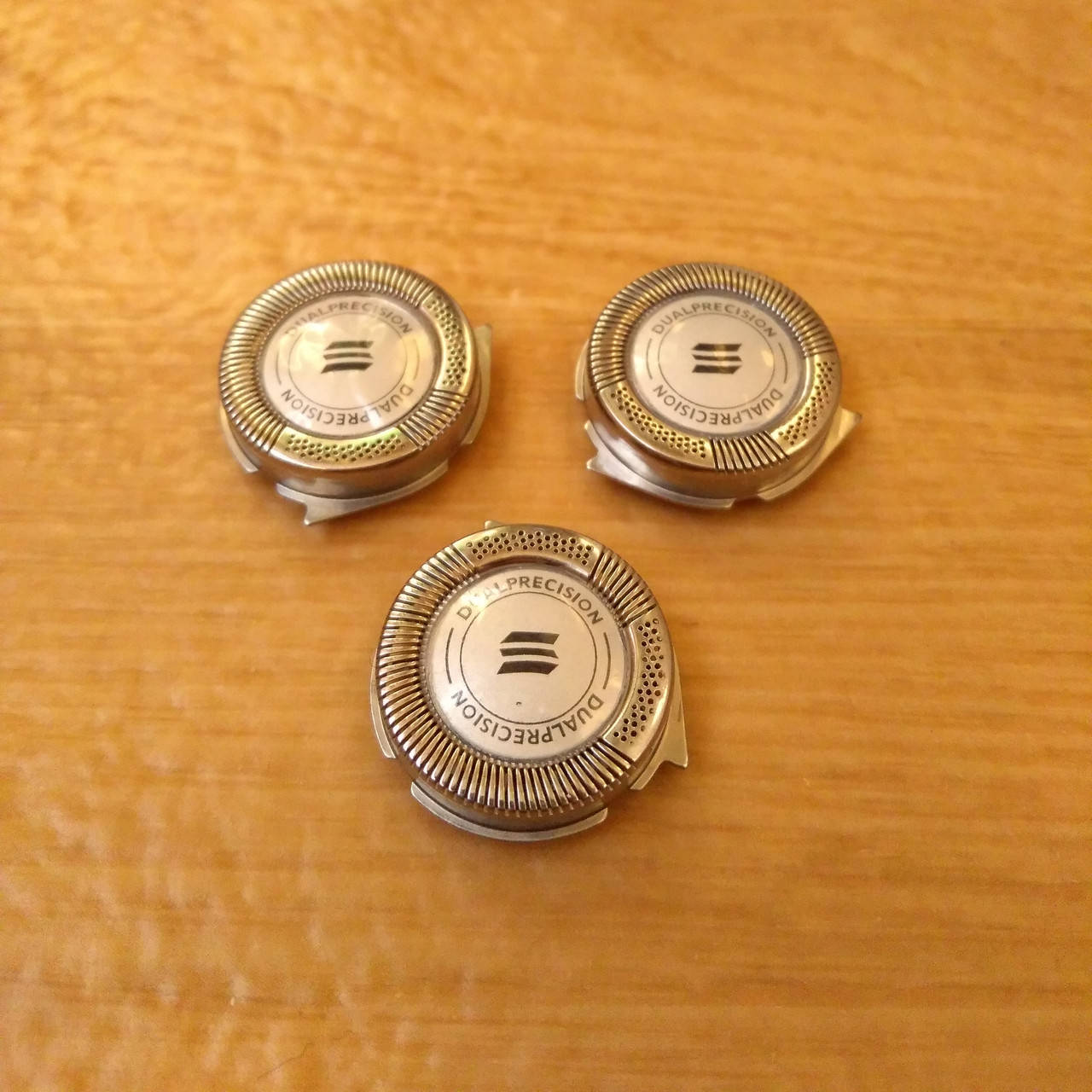 Бритвенные головки 3 сетки+3 ножа HQ8 для бритвы Philips HQ71.., HQ73.., PT730, HQ88.., S1100, серии АТ, PT
Бритвенные головки 3 сетки+3 ножа HQ8 для бритвы Philips HQ71.., HQ73.., PT730, HQ88.., S1100, серии АТ, PT