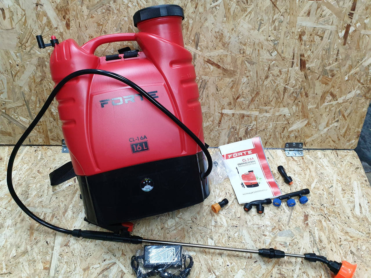 Опрыскиватель аккумуляторный садовый 16л Forte, Красный
Опрыскиватель аккумуляторный садовый 16л Forte, Красный