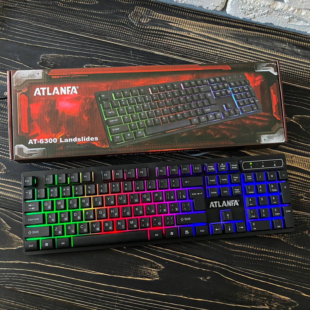 Игровая клавиатура с подсветкой UKC KR-6300 LED геймерская для компьютера пк клавиш компьютерная мембранная, Черный
Игровая клавиатура с подсветкой UKC KR-6300 LED геймерская для компьютера пк клавиш компьютерная мембранная, Черный