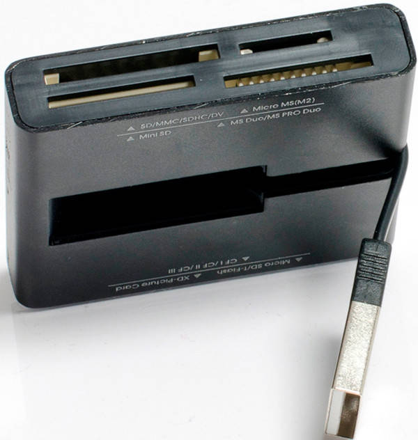 Кардридер универсальный SIYOTEAM SY-660, Черный /card reader/SD, Mini SD, Micro SD, Memory stick PRODUO,
Кардридер универсальный SIYOTEAM SY-660, Черный /card reader/SD, Mini SD, Micro SD, Memory stick PRODUO,