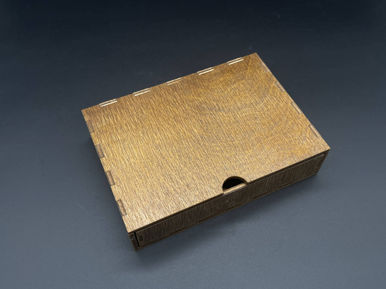 Шкатулка органайзер. 17х12х4см
Шкатулка органайзер. 17х12х4см