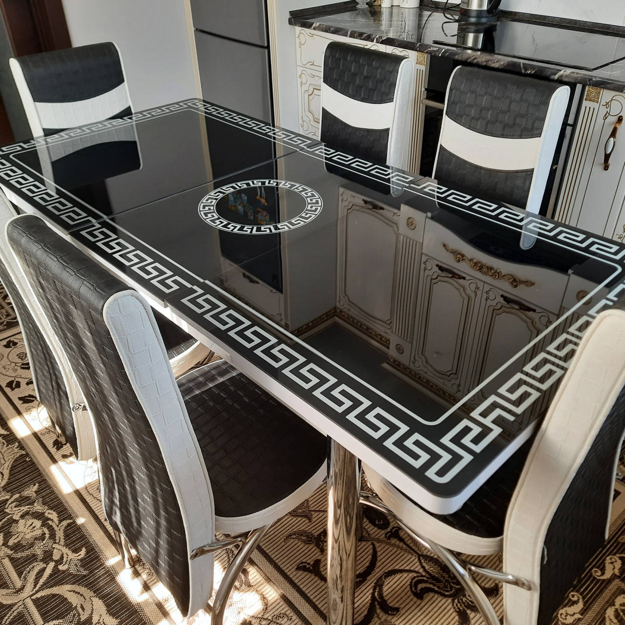 Распродажа! Стол обеденный кухонный и 6 стульев Калёное стекло Металлический каркас Турция
Распродажа! Стол обеденный кухонный и 6 стульев Калёное стекло Металлический каркас Турция