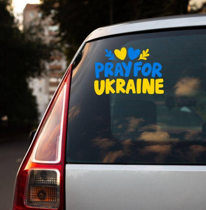 Патриотическая наклейка на авто / машину "Pray for Ukraine / молюсь за Украину" 25х17 см на стекло /, Разные цвета
Патриотическая наклейка на авто / машину "Pray for Ukraine / молюсь за Украину" 25х17 см на стекло /, Разные цвета