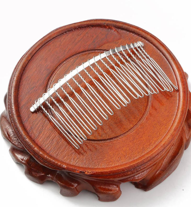 Основа - гребень для волос металлический, 7,5 см
Основа - гребень для волос металлический, 7,5 см