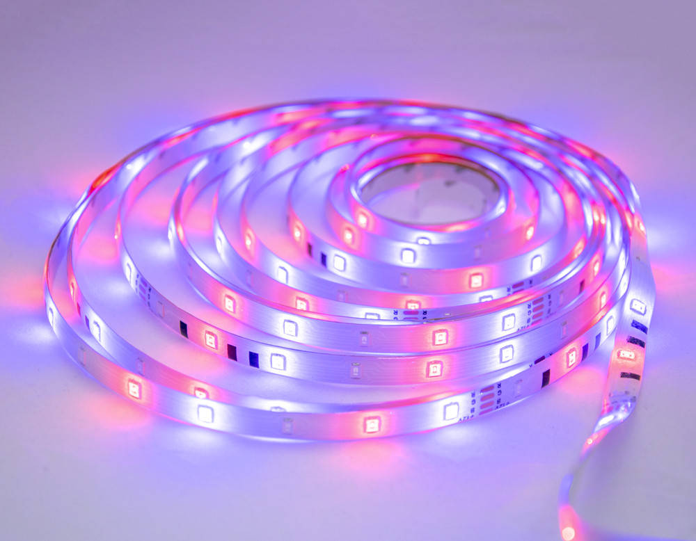 Диодная Led RGB лента 3528 белая на 4.5м. светодиодная с пультом + РГБ ЛЕД контроллер (TL)
Диодная Led RGB лента 3528 белая на 4.5м. светодиодная с пультом + РГБ ЛЕД контроллер (TL)
