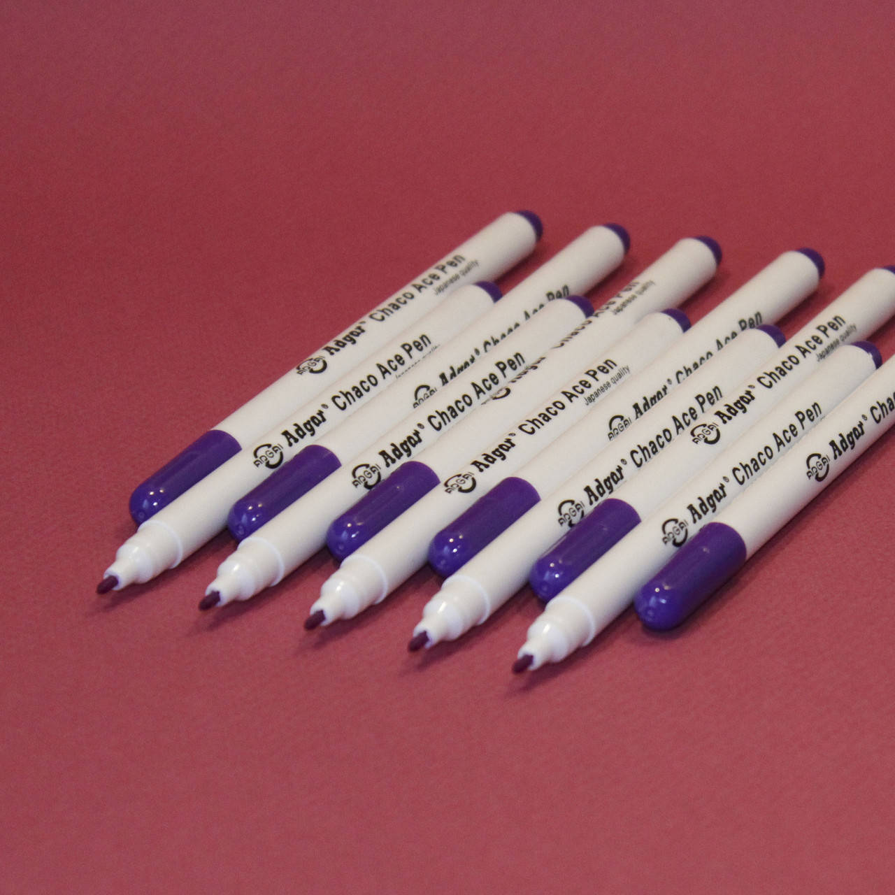 Маркер исчезающий на воздухе для ткани / цвет фиолетовый / заказ от 1 шт
Маркер исчезающий на воздухе для ткани / цвет фиолетовый / заказ от 1 шт