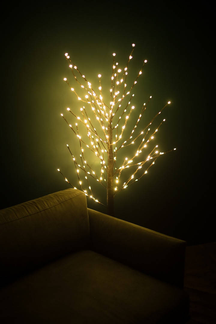 Светодиодное дерево-гирлянда 150 см 96 Led Arts Pine с коричневым столом Тёплый белый (VK-245)
Светодиодное дерево-гирлянда 150 см 96 Led Arts Pine с коричневым столом Тёплый белый (VK-245)