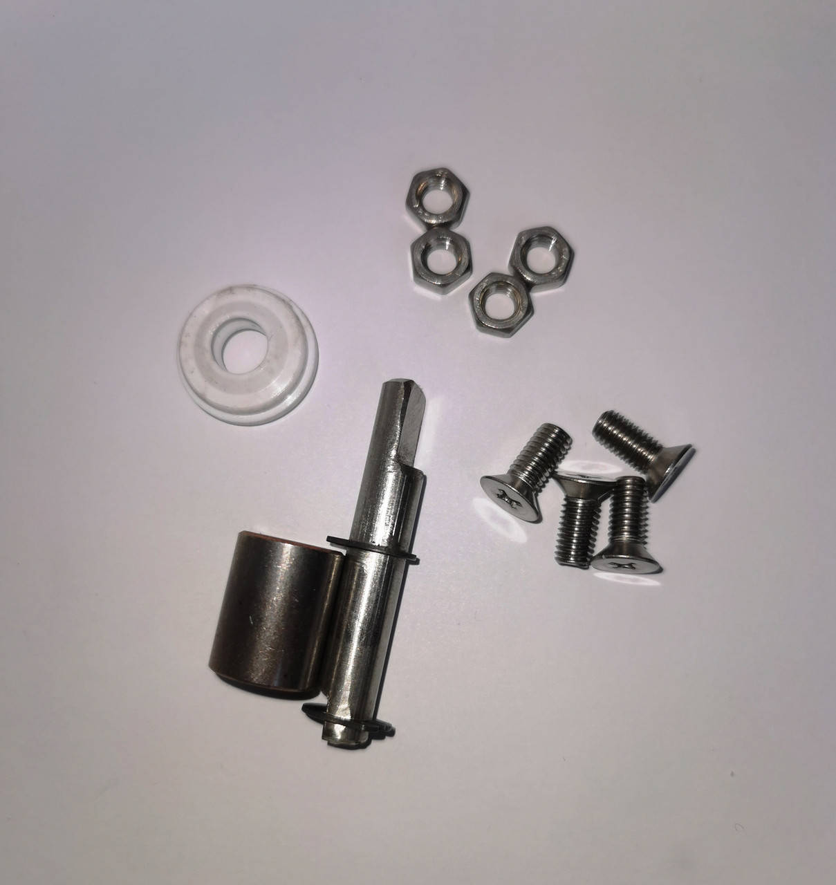 Ремкомплект для ремонта формы-ведра хлебопечки Kenwood KW703133, BM260, BM350, BM366, BM450 и др.
Ремкомплект для ремонта формы-ведра хлебопечки Kenwood KW703133, BM260, BM350, BM366, BM450 и др.