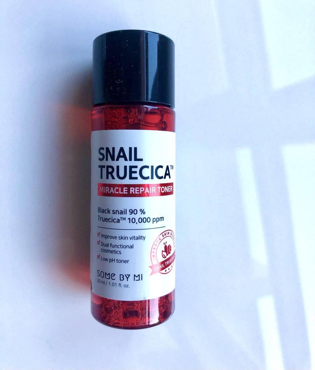 Восстанавливающий тонер с муцином улитки и центеллой Some By Mi Snail Truecica Miracle Repair Toner 30 мл
Восстанавливающий тонер с муцином улитки и центеллой Some By Mi Snail Truecica Miracle Repair Toner 30 мл