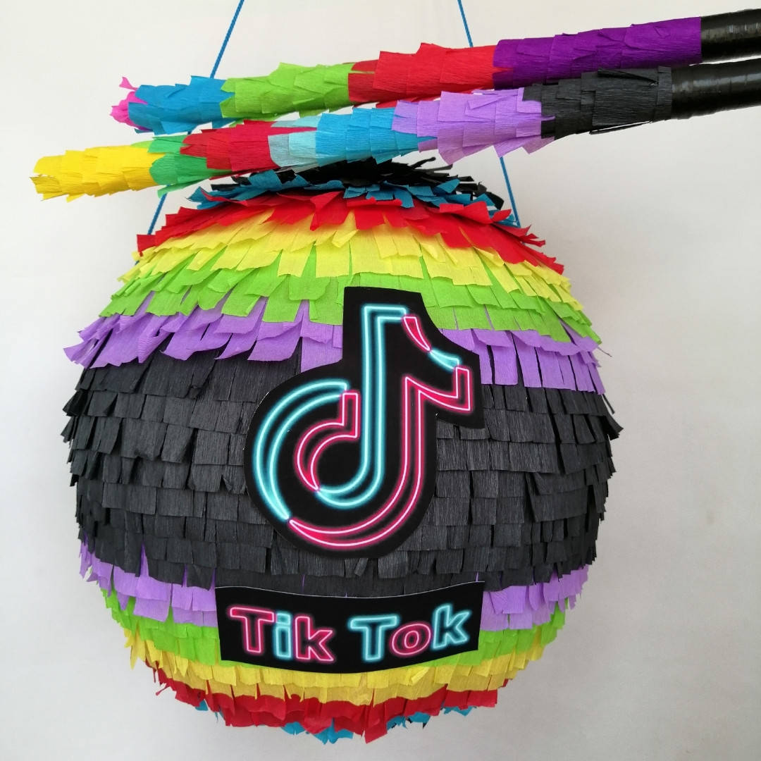 Пиньята TikTok тик ток Tik Tok тикток пиньята пината шар на день рождения шар обхват 88-90 см
Пиньята TikTok тик ток Tik Tok тикток пиньята пината шар на день рождения шар обхват 88-90 см