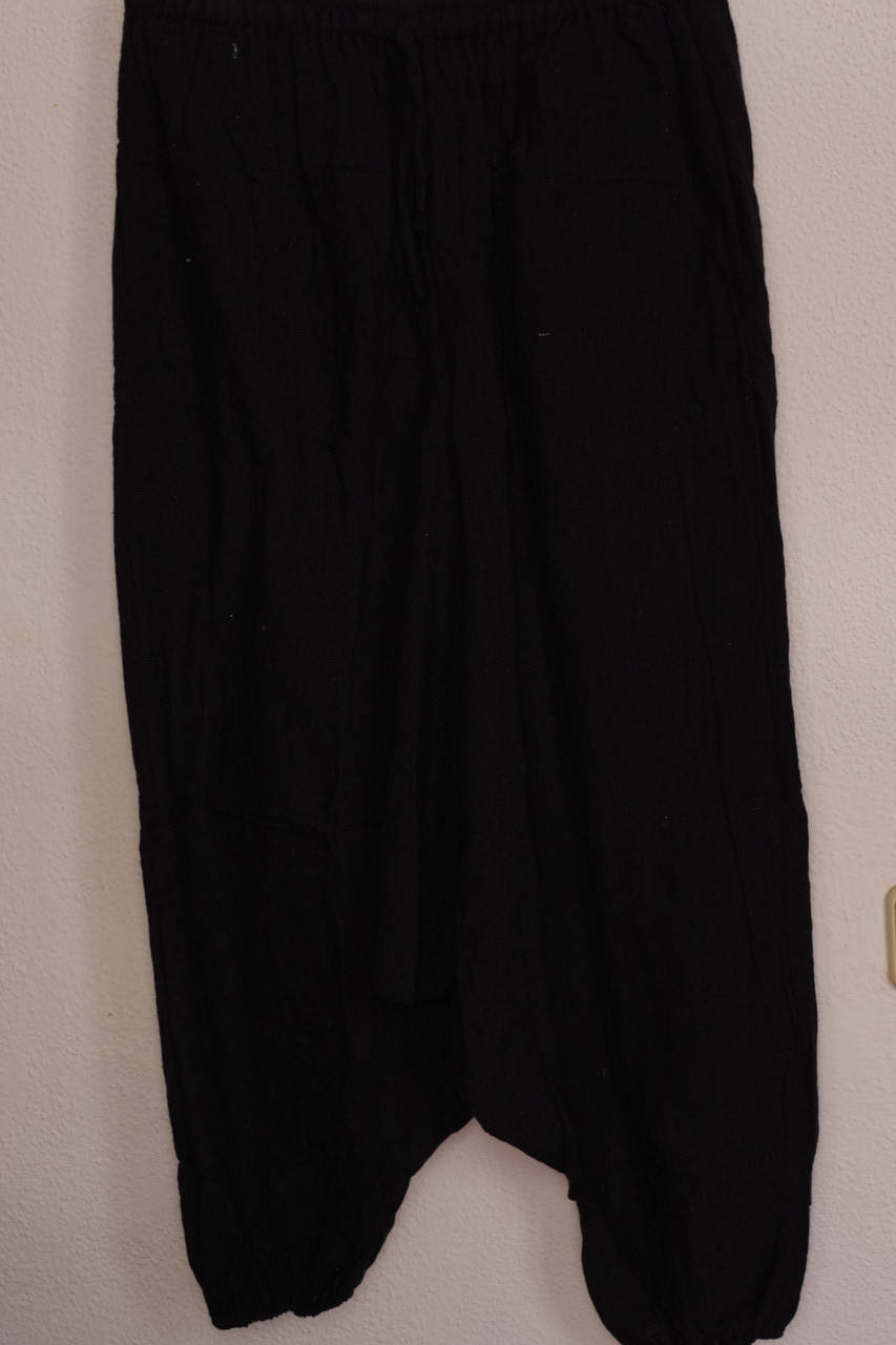 Афгани, алибаба , алладины черные 103 см Штаны для йоги
Афгани, алибаба , алладины черные 103 см Штаны для йоги