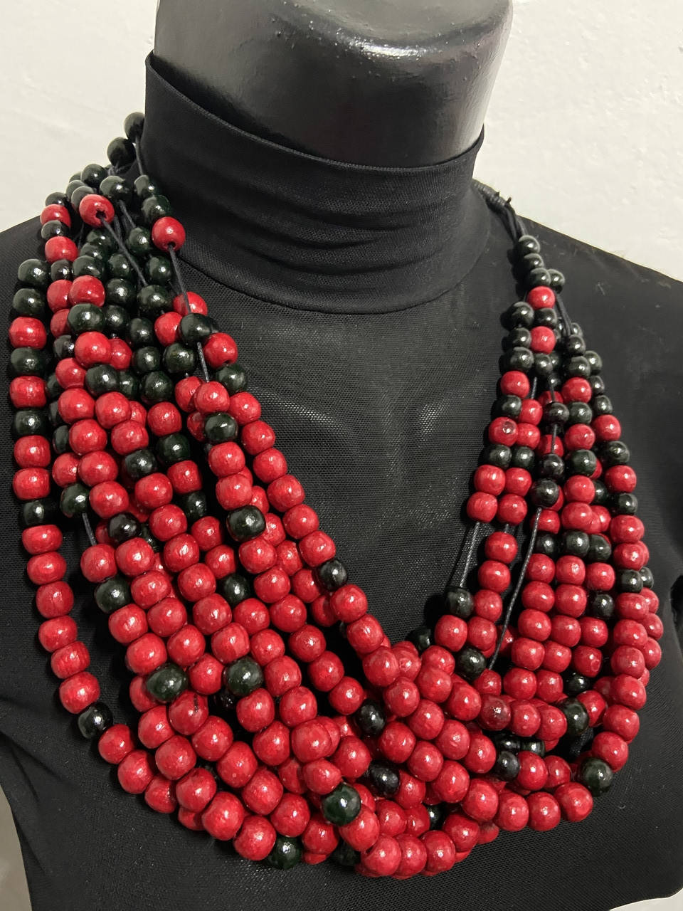 Намисто з дерева
Намисто з дерева