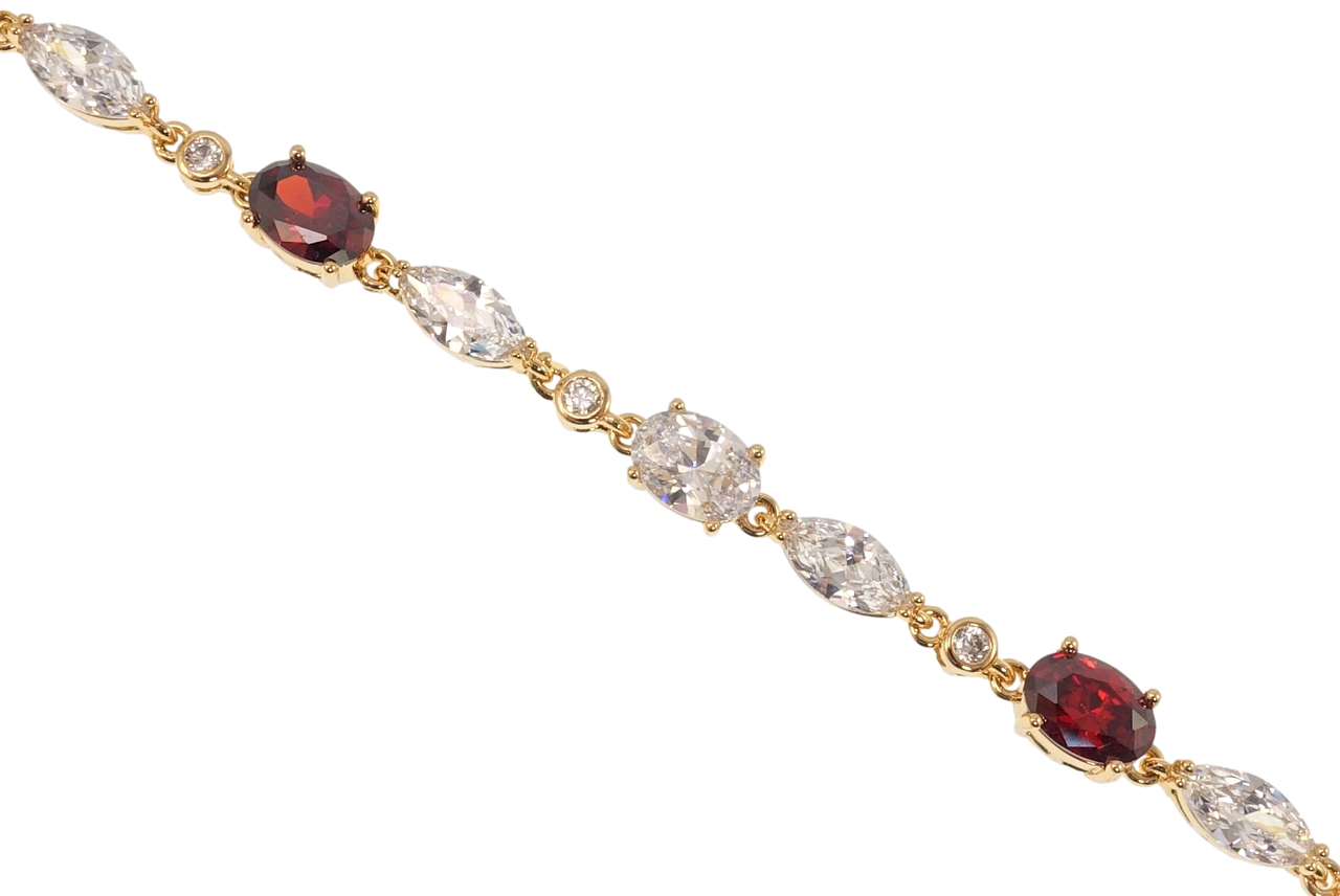 Браслет Xuping Позолота 18K "Дорожка бело-красных фианитов" длина с доп.замком 17.5,19.5см х 3-5мм
Браслет Xuping Позолота 18K "Дорожка бело-красных фианитов" длина с доп.замком 17.5,19.5см х 3-5мм