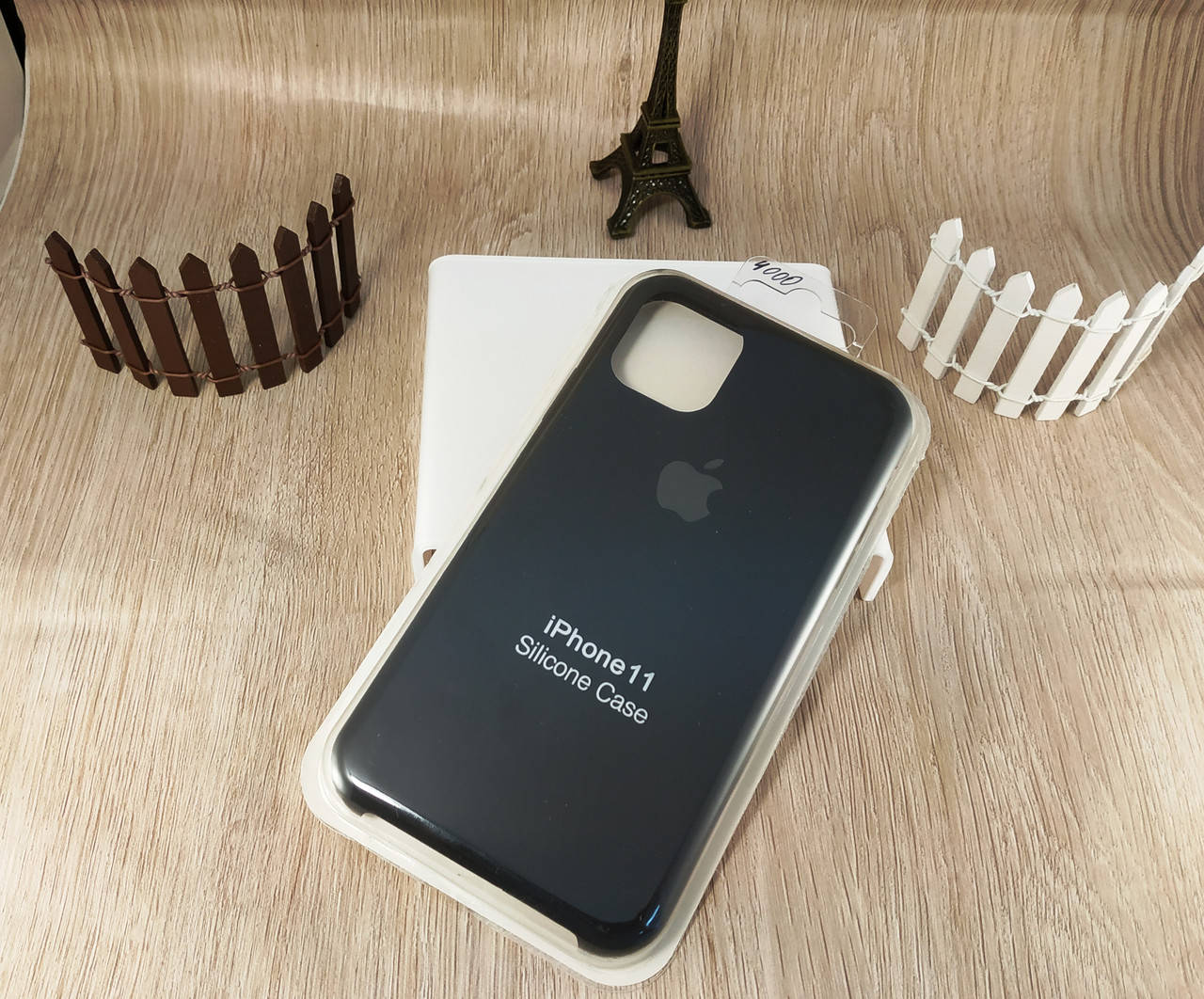 Оригинальный силиконовый чехол для Iphone 11 Soft Touch - черный 
Оригинальный силиконовый чехол для Iphone 11 Soft Touch - черный
