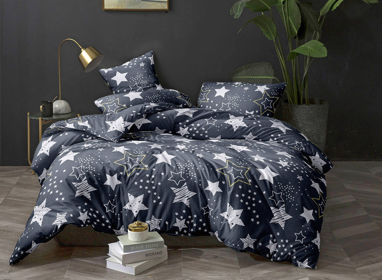 Комплект постельного белья полуторный "Звезды на сером" из полиэстера, Серый 
Комплект постельного белья полуторный "Звезды на сером" из полиэстера, Серый
