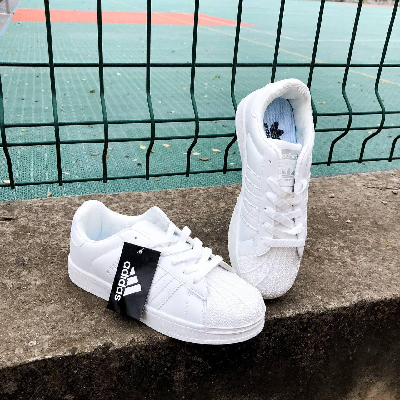 Кроссовки Adidas Superstar Fully White мужские женские Адидас Суперстар белые 38, Белый
Кроссовки Adidas Superstar Fully White мужские женские Адидас Суперстар белые 38, Белый