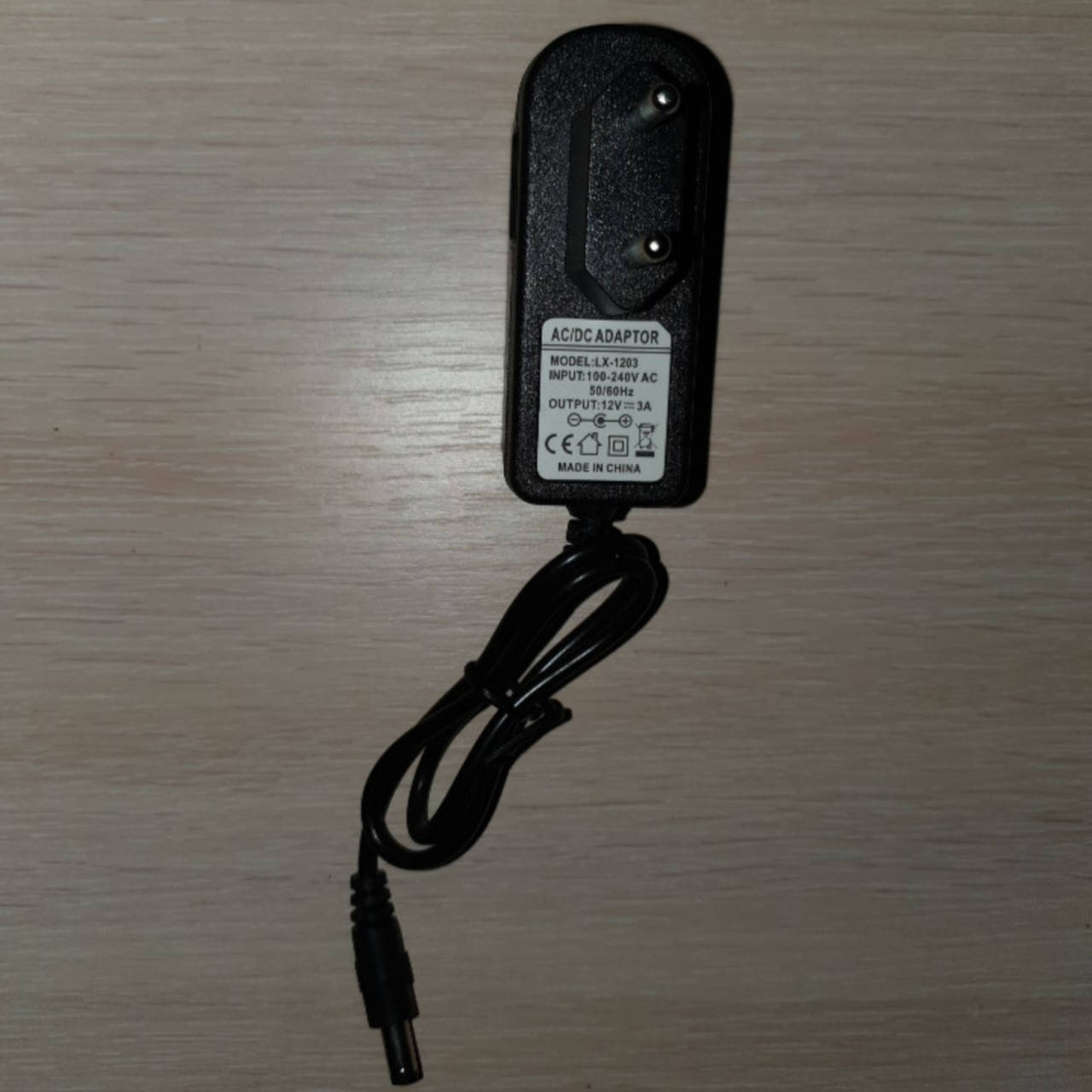 БЛОК ПИТАНИЯ 220V/12V 3.0A LX-1203 (5.5X2.5) ИМПУЛЬСНЫЙ (АДАПТЕР)
БЛОК ПИТАНИЯ 220V/12V 3.0A LX-1203 (5.5X2.5) ИМПУЛЬСНЫЙ (АДАПТЕР)