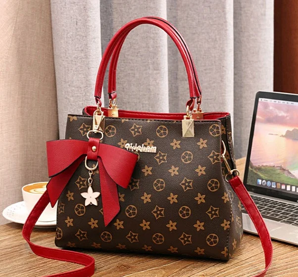 Качественная женская сумка в стиле Луи Виттон новинка 2020, Черный
Качественная женская сумка в стиле Луи Виттон новинка 2020, Черный