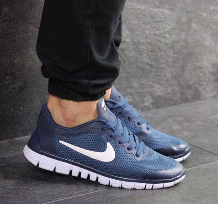 Nike Free Run 3.0 V2 кроссовки мужские в стиле найк фри ран 3.0 синие летние повседневные лёгкие кроссовки 42
Nike Free Run 3.0 V2 кроссовки мужские в стиле найк фри ран 3.0 синие летние повседневные лёгкие кроссовки 42