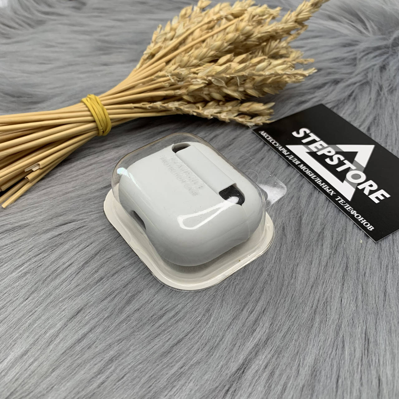 Чехол с микрофиброй толстый для Apple Airpods 3 силиконовый противоударный с карабином 11. White
Чехол с микрофиброй толстый для Apple Airpods 3 силиконовый противоударный с карабином 11. White