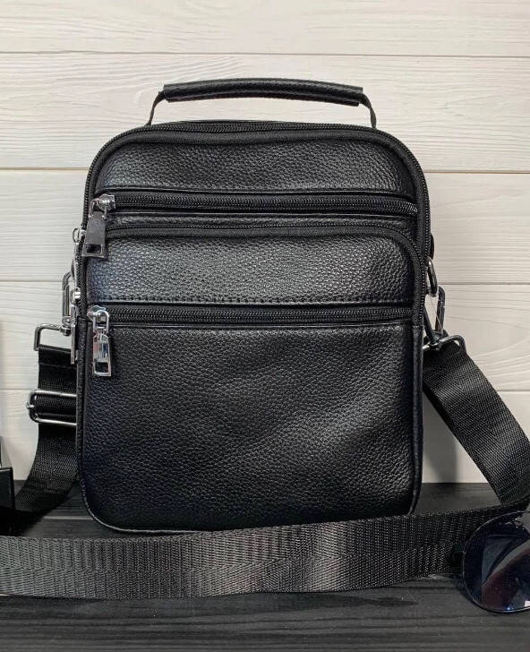 Мужская кожаная сумка барсетка через плечо NiceBags V121093 - Черная сумка мессенджер из натуральной кожи, Черный
Мужская кожаная сумка барсетка через плечо NiceBags V121093 - Черная сумка мессенджер из натуральной кожи, Черный