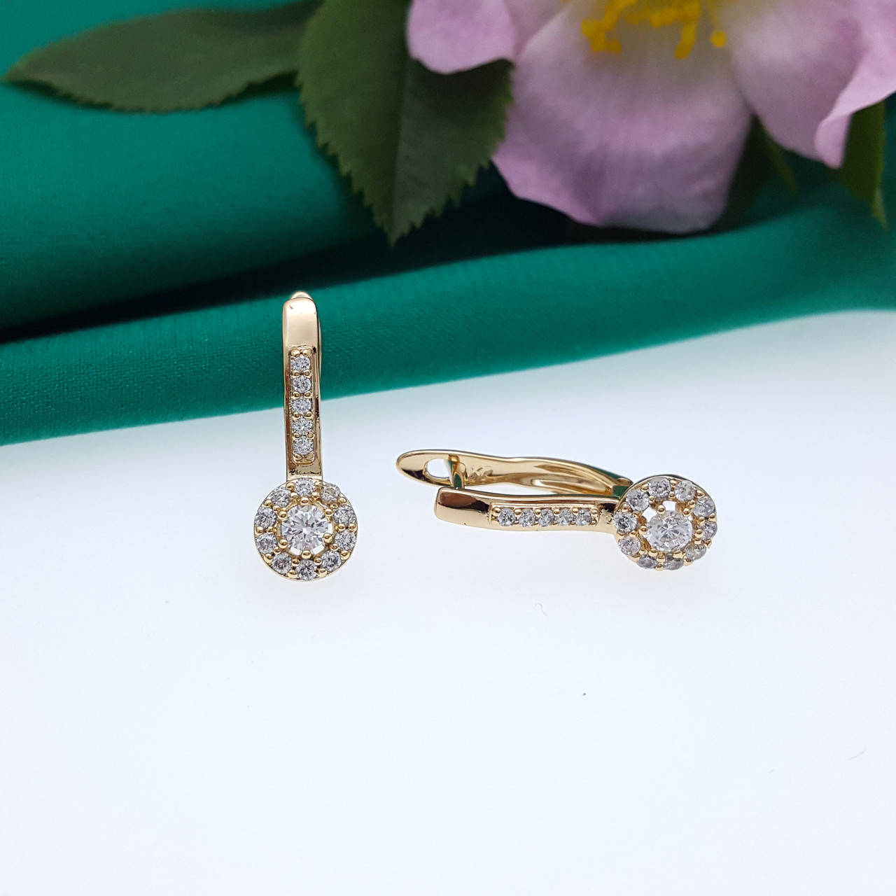 Серьги Xuping, "Классика" с камнями, англ.замок, медсплав, 18К 
Серьги Xuping, "Классика" с камнями, англ.замок, медсплав, 18К