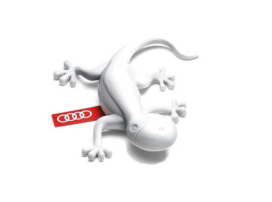 Оригинальный ароматизатор воздуха в салон Audi Gecko Cockpit Air Freshener, Pine-Orange (000087009A)
Оригинальный ароматизатор воздуха в салон Audi Gecko Cockpit Air Freshener, Pine-Orange (000087009A)