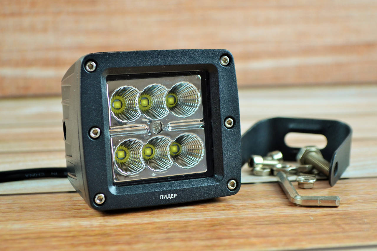 Дополнительная светодиодная LED фара 30Вт Квадратная (Black), Четкой световой теневой границей, Черный
Дополнительная светодиодная LED фара 30Вт Квадратная (Black), Четкой световой теневой границей, Черный