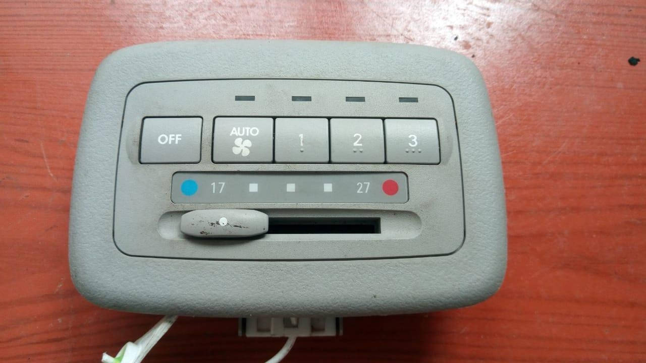 Панель кондиционера, панель управления обдува в потолок MR958100HA, 7345А002НА, CMH20009, 45012151 Grandis
Панель кондиционера, панель управления обдува в потолок MR958100HA, 7345А002НА, CMH20009, 45012151 Grandis