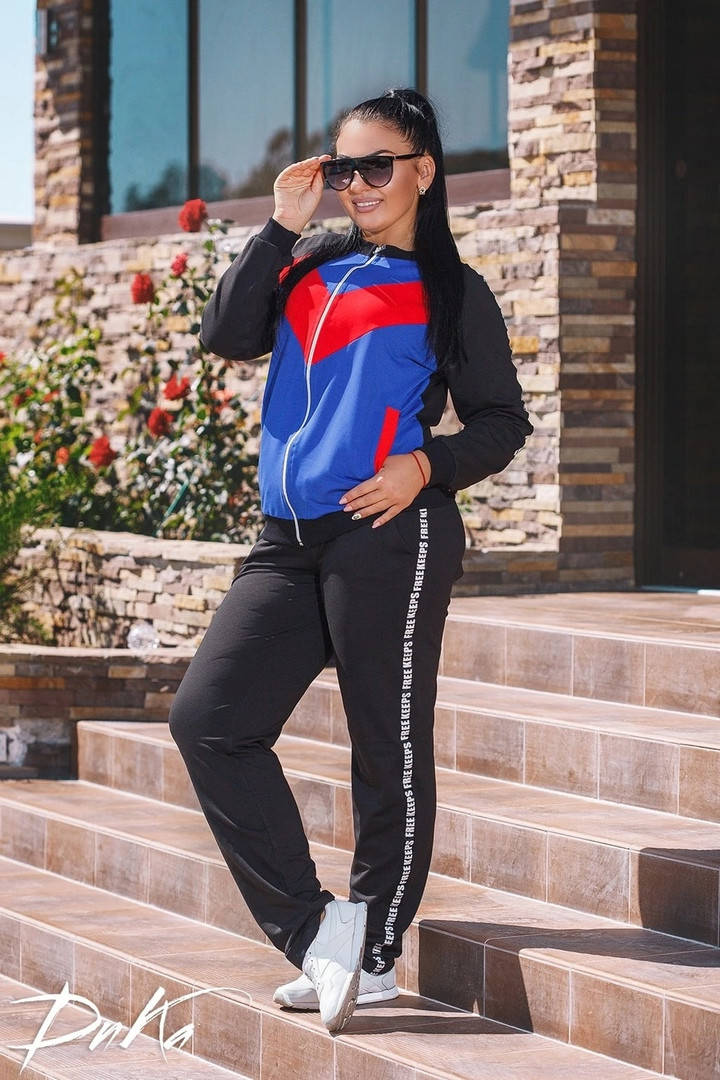 Спортивный костюм женский двунить размеры р-р:50/52 "LARA-1" недорого от прямого поставщика
Спортивный костюм женский двунить размеры р-р:50/52 "LARA-1" недорого от прямого поставщика