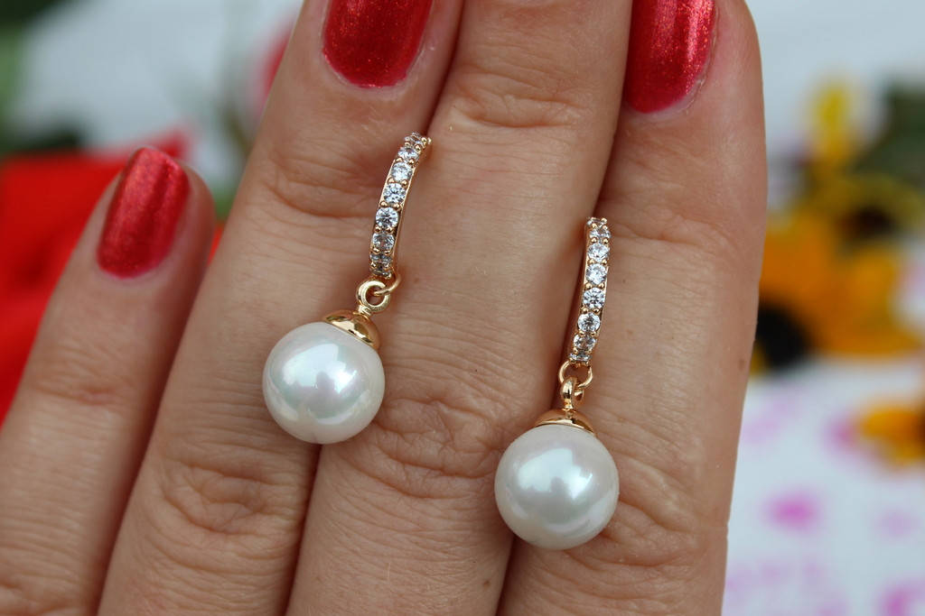 Серьги гвоздики подвески Xuping Jewelry 2.8 см жемчуг 9 мм с камнями сверху золотистые
Серьги гвоздики подвески Xuping Jewelry 2.8 см жемчуг 9 мм с камнями сверху золотистые
