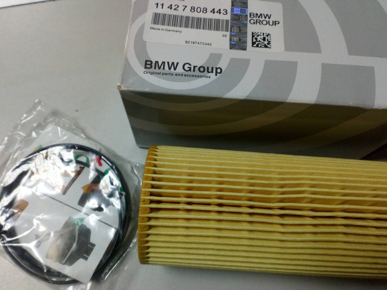 Фильтр масляный (оригинал) на BMW 3; 05-; X5(E70) 06-; X6(E71) 08-; 5(F10/11/18) 10-; 7 (F01/02) 08-
Фильтр масляный (оригинал) на BMW 3; 05-; X5(E70) 06-; X6(E71) 08-; 5(F10/11/18) 10-; 7 (F01/02) 08-