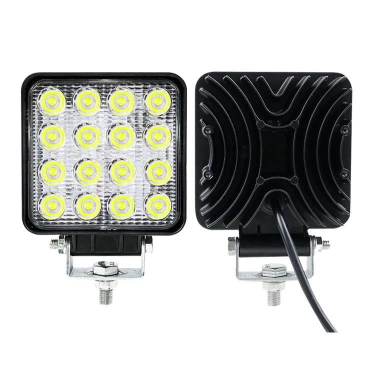 Светодиодная фара квадратная 48W 12-24В 100х100, LED (лэд) фара на авто, трактор, спец технику, мото.
Светодиодная фара квадратная 48W 12-24В 100х100, LED (лэд) фара на авто, трактор, спец технику, мото.