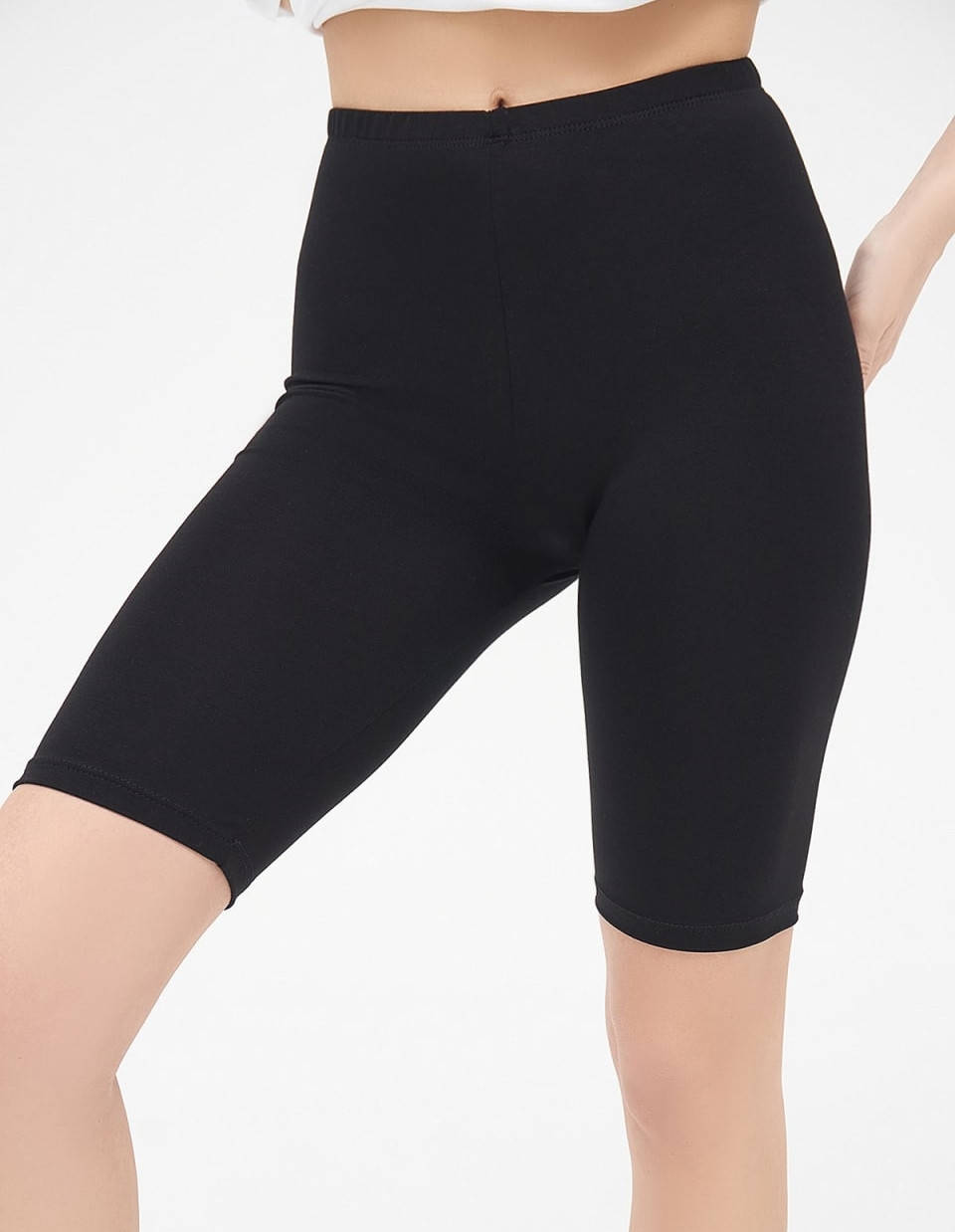 Женские спортивные велосипедки летние трикотажные, капри для спорта и фитнеса черные, Черный
Женские спортивные велосипедки летние трикотажные, капри для спорта и фитнеса черные, Черный