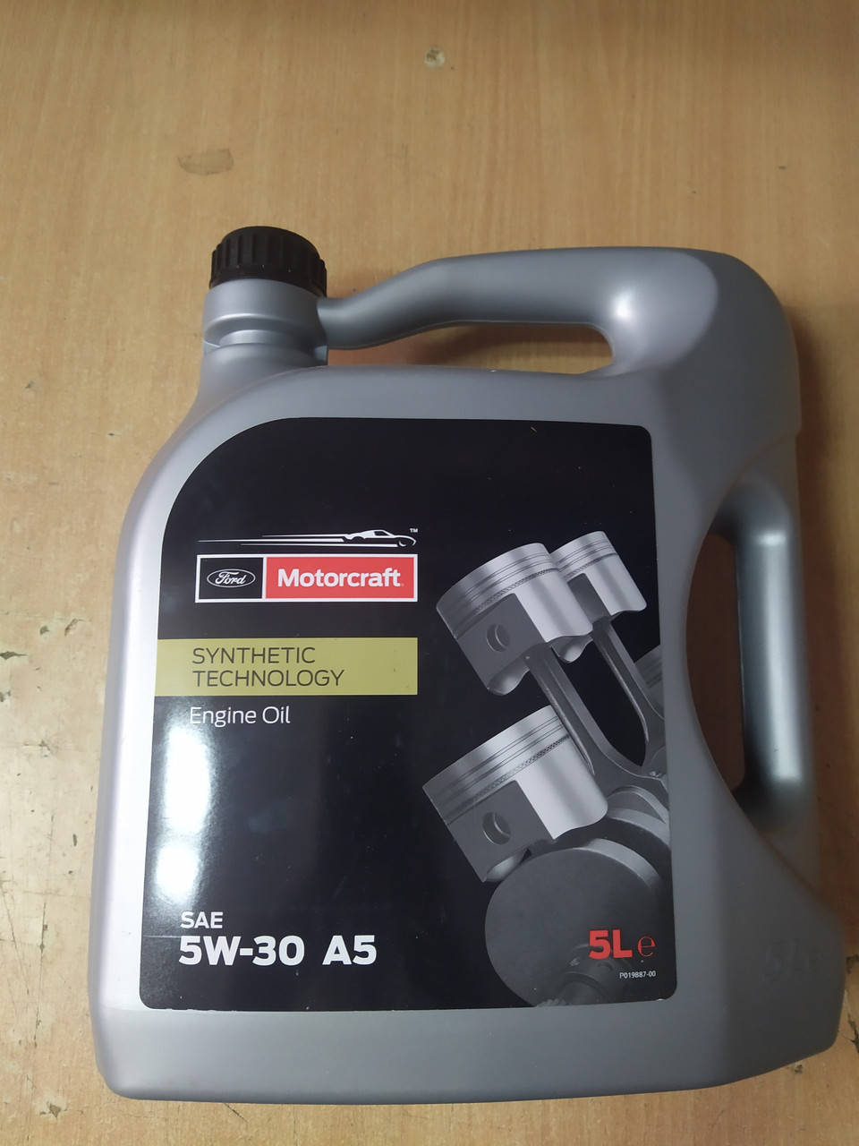 Моторное масло Ford Motorcraft A5 5W-30 (WSS-M2C913-A/WSS-M2C913-B) 15CF54 5л. - производства Германии
Моторное масло Ford Motorcraft A5 5W-30 (WSS-M2C913-A/WSS-M2C913-B) 15CF54 5л. - производства Германии