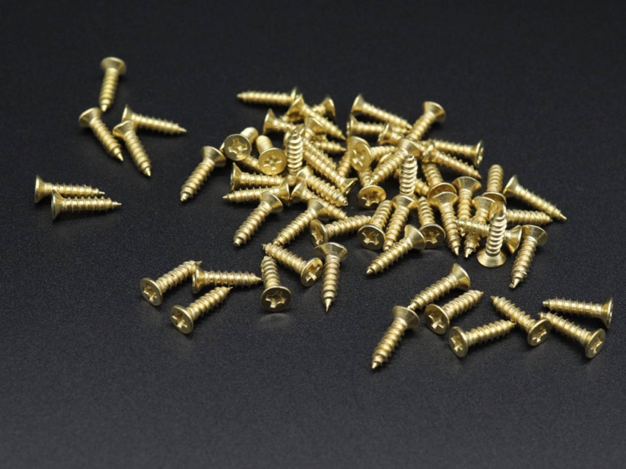 Саморез для дерева. Цвет золото. 3х12мм
Саморез для дерева. Цвет золото. 3х12мм