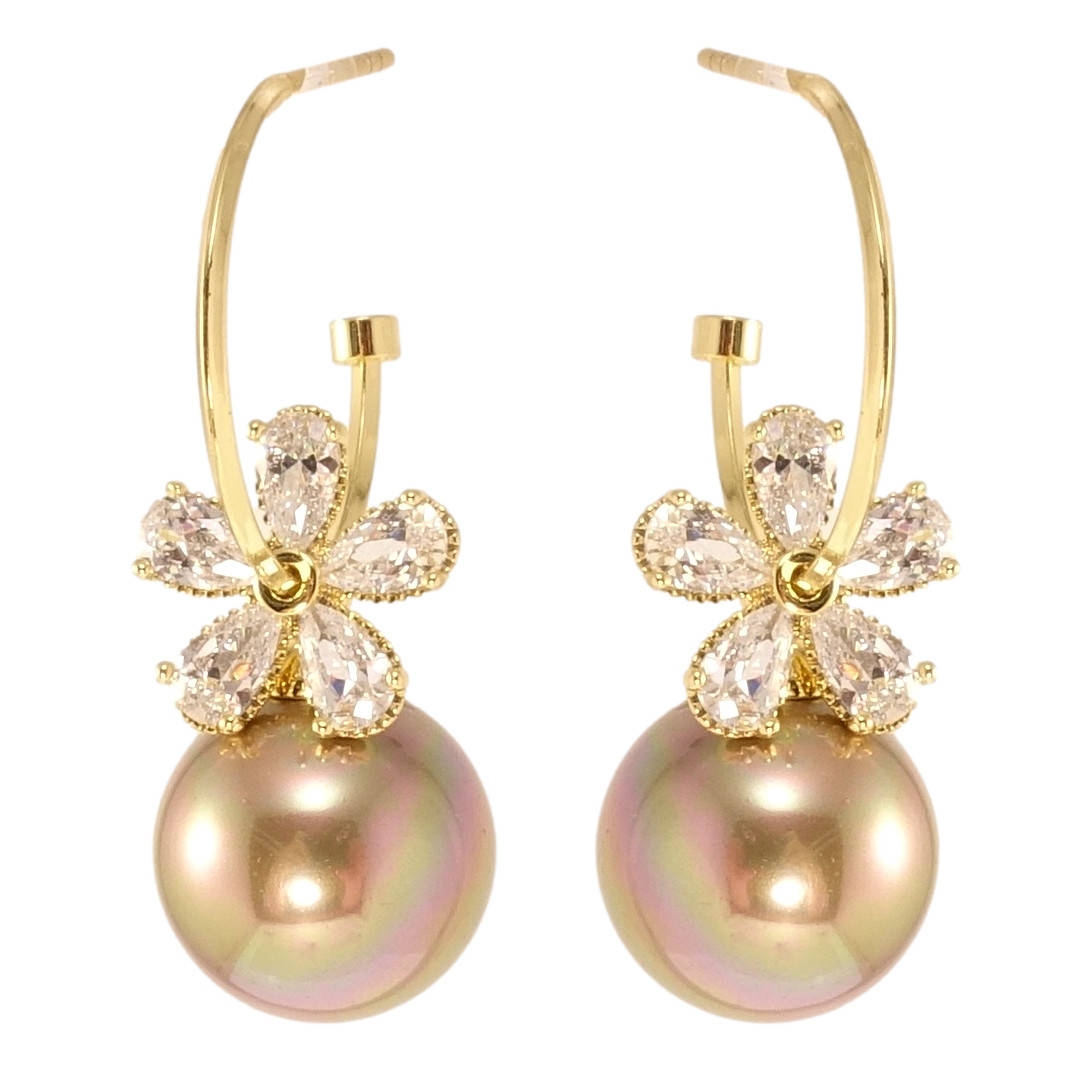 Серьги Xuping QQMM Позолота 14K гвоздики (пусеты) "Дуги с кристальными цветочками и жемчужинами капучино"
Серьги Xuping QQMM Позолота 14K гвоздики (пусеты) "Дуги с кристальными цветочками и жемчужинами капучино"