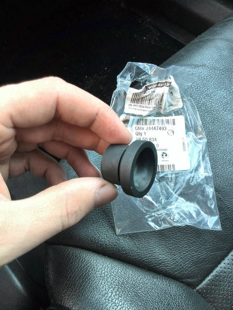 Втулка (подушка демпферная) крышки ГБЦ Z22YH Z22SE OPEL ASTRA-H SIGNUM VECTRA-C ZAFIRA-B 9.9 DIA.
Втулка (подушка демпферная) крышки ГБЦ Z22YH Z22SE OPEL ASTRA-H SIGNUM VECTRA-C ZAFIRA-B 9.9 DIA.