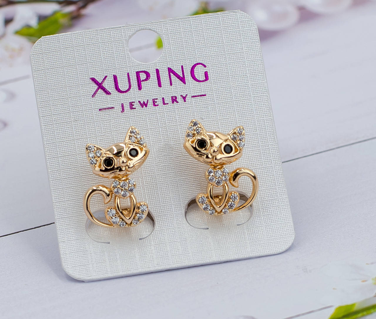 Серьги позолота Xuping котики с белыми цирконами – позолота 18К, высота 20мм, ширина 15мм.
Серьги позолота Xuping котики с белыми цирконами – позолота 18К, высота 20мм, ширина 15мм.