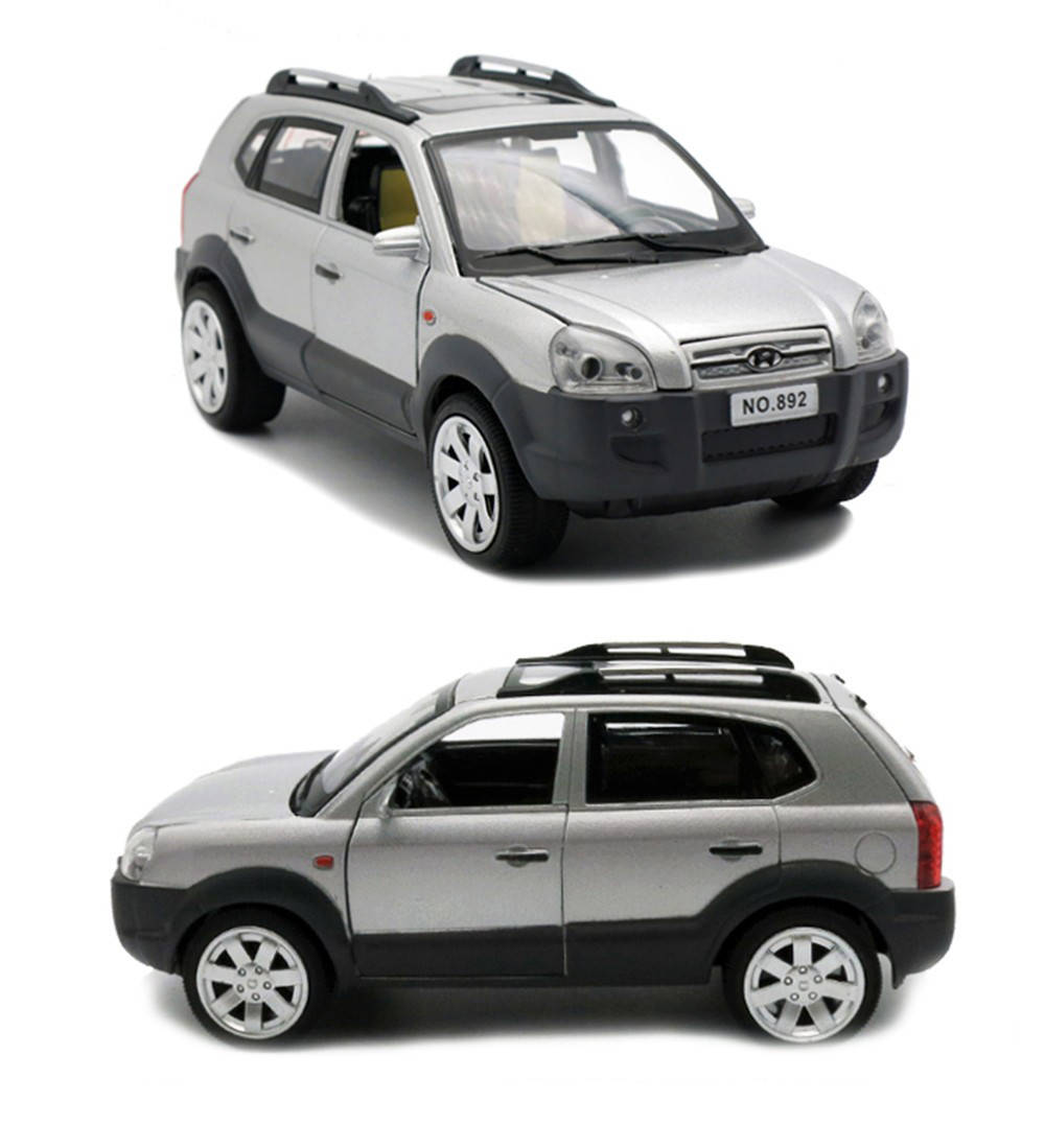 Инерционная модель автомобиля Hyundai Tucson 1:24. Звук и горят фары. Металлическая машинка Хюндай Туксон, Серебристый
Инерционная модель автомобиля Hyundai Tucson 1:24. Звук и горят фары. Металлическая машинка Хюндай Туксон, Серебристый